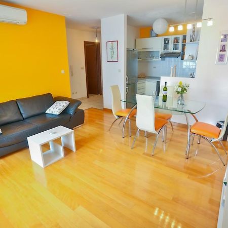 Ibis Apartment Σπλιτ Εξωτερικό φωτογραφία