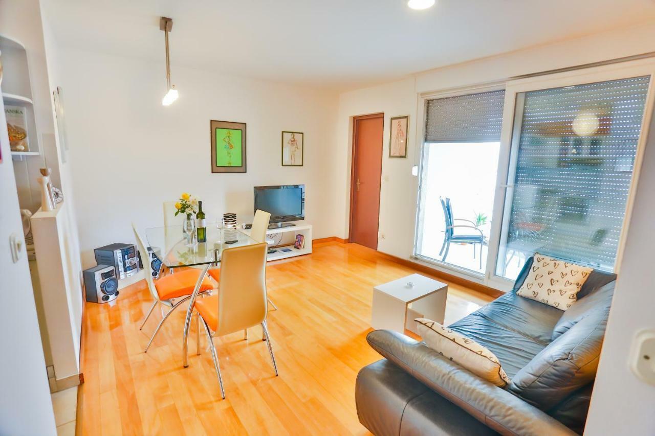 Ibis Apartment Σπλιτ Εξωτερικό φωτογραφία