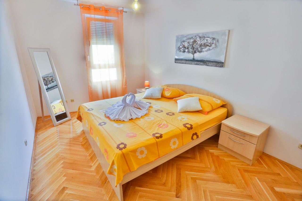 Ibis Apartment Σπλιτ Εξωτερικό φωτογραφία